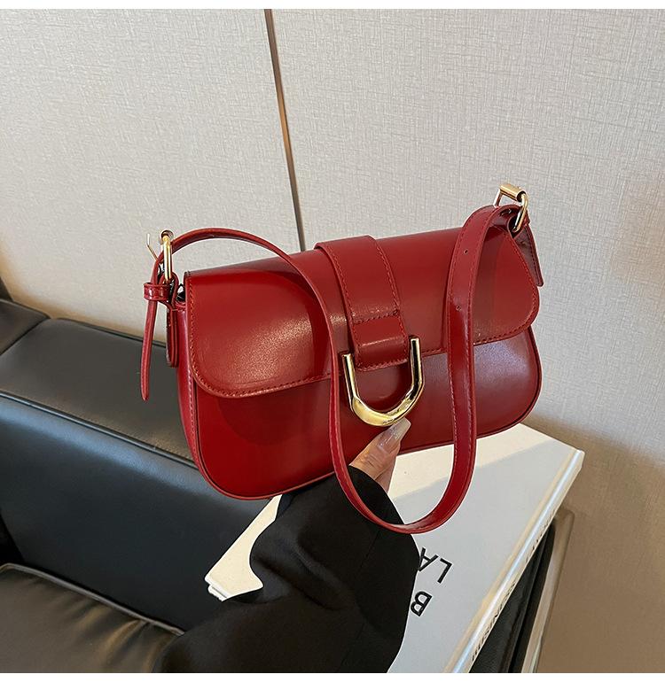 2025 new Korean version retro fashion casual commuter bag retro horseshoe buckle underarm bag single shoulder crossbody small square bag