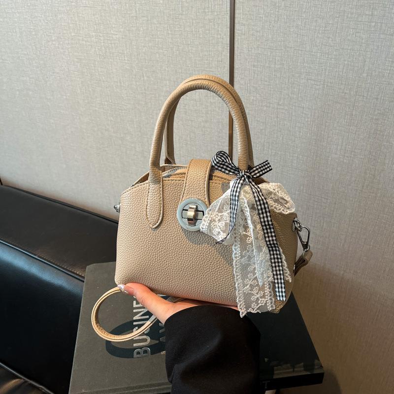 

Весенне-летняя портативная маленькая квадратная сумка женская 2025 новая модная сумка через плечо с бантом премиальная сумка-мессенджер хаки