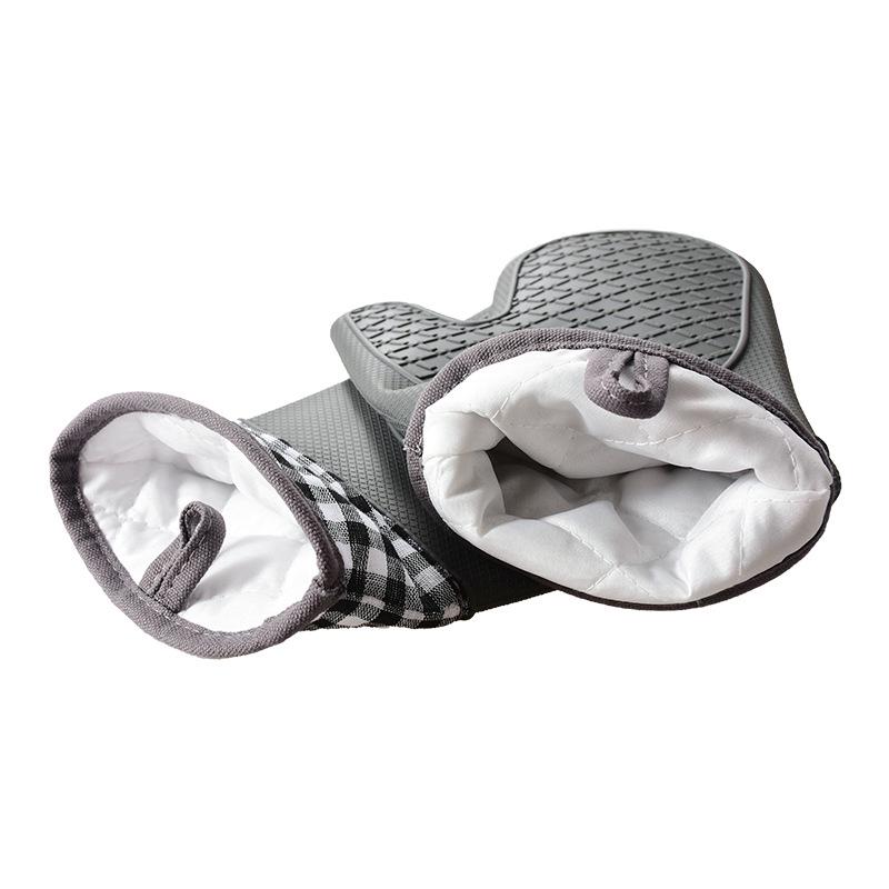Plaid Silicone Oven Gloves - Cotton-Padded, Heat-Resistant, Anti-Scald, Multifunctional.