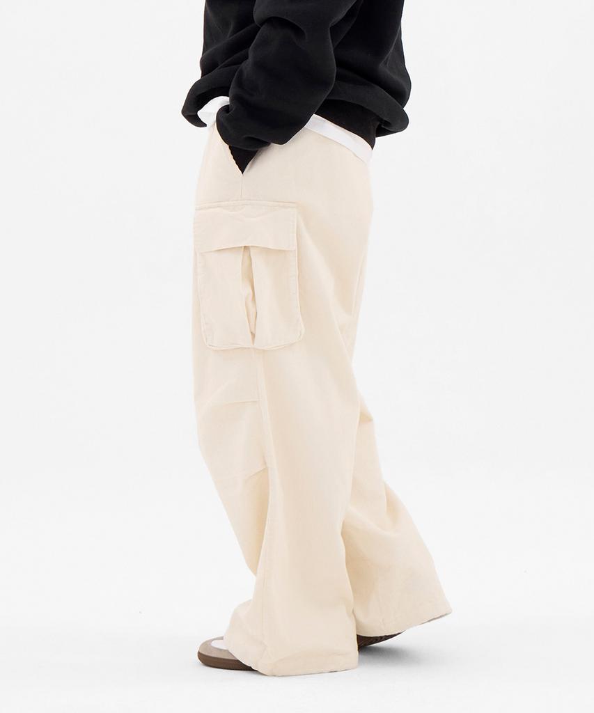 URBANAGE Corduroy Single-Pleat Wide Elastic Banding Parachute Cargo Pants_Ivory