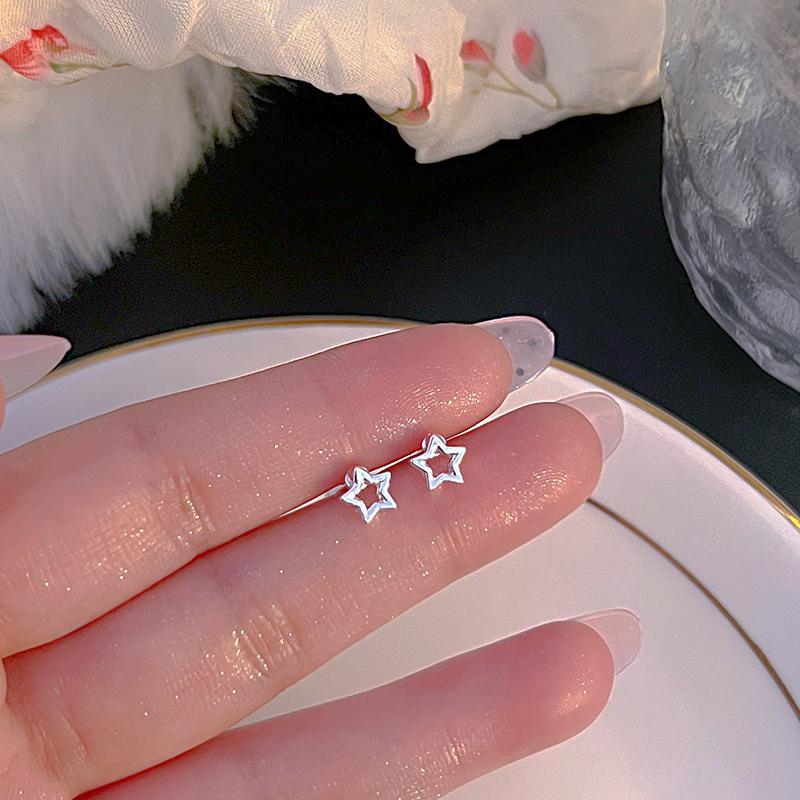 S925 Silver Stud Earrings Women's Ear Hole Earrings Niche Design Earbone Studs High-end Earrings