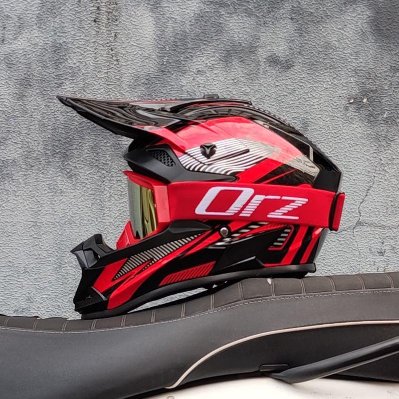 Off-road Motorcycle Helmet Men and Women Universal Kart Rickshaw Four Seasons Mountain Bike Speed Downhill Hood