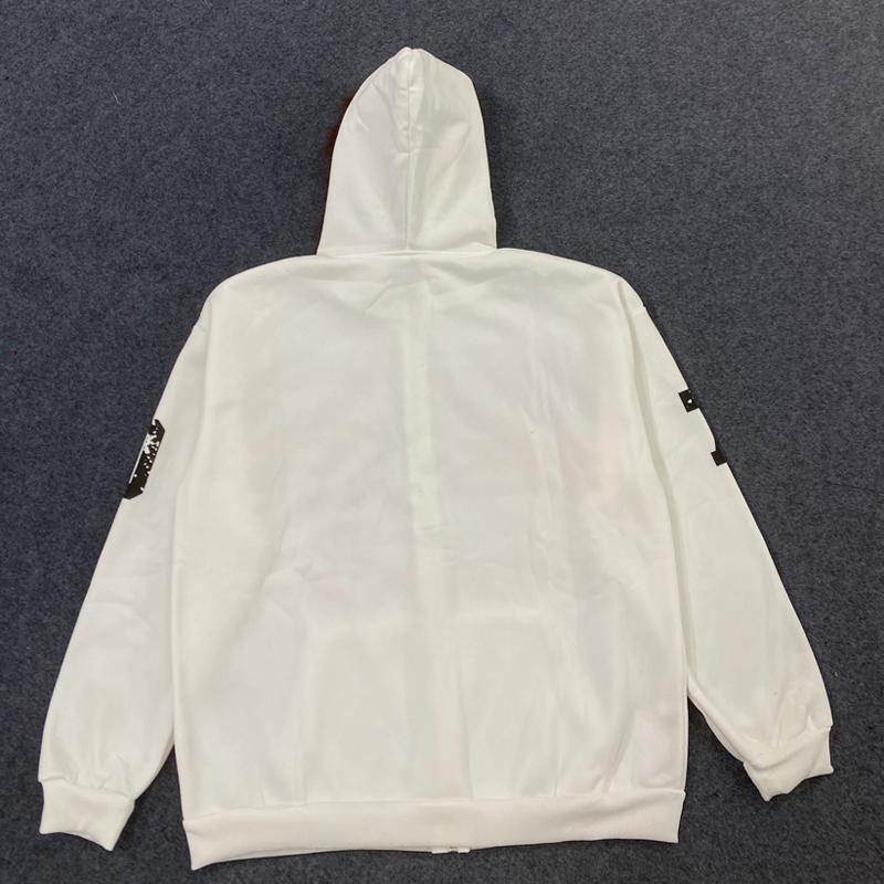 A casual and personalized printed plush hooded sweatshirt with trendy and fashionable women's edges for autumn and winter