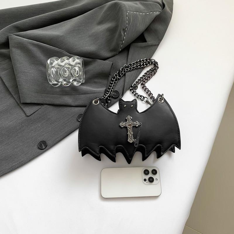 Fashion Creative Bat Woman Small Pu Chain Crossbody Bag For Daily Use