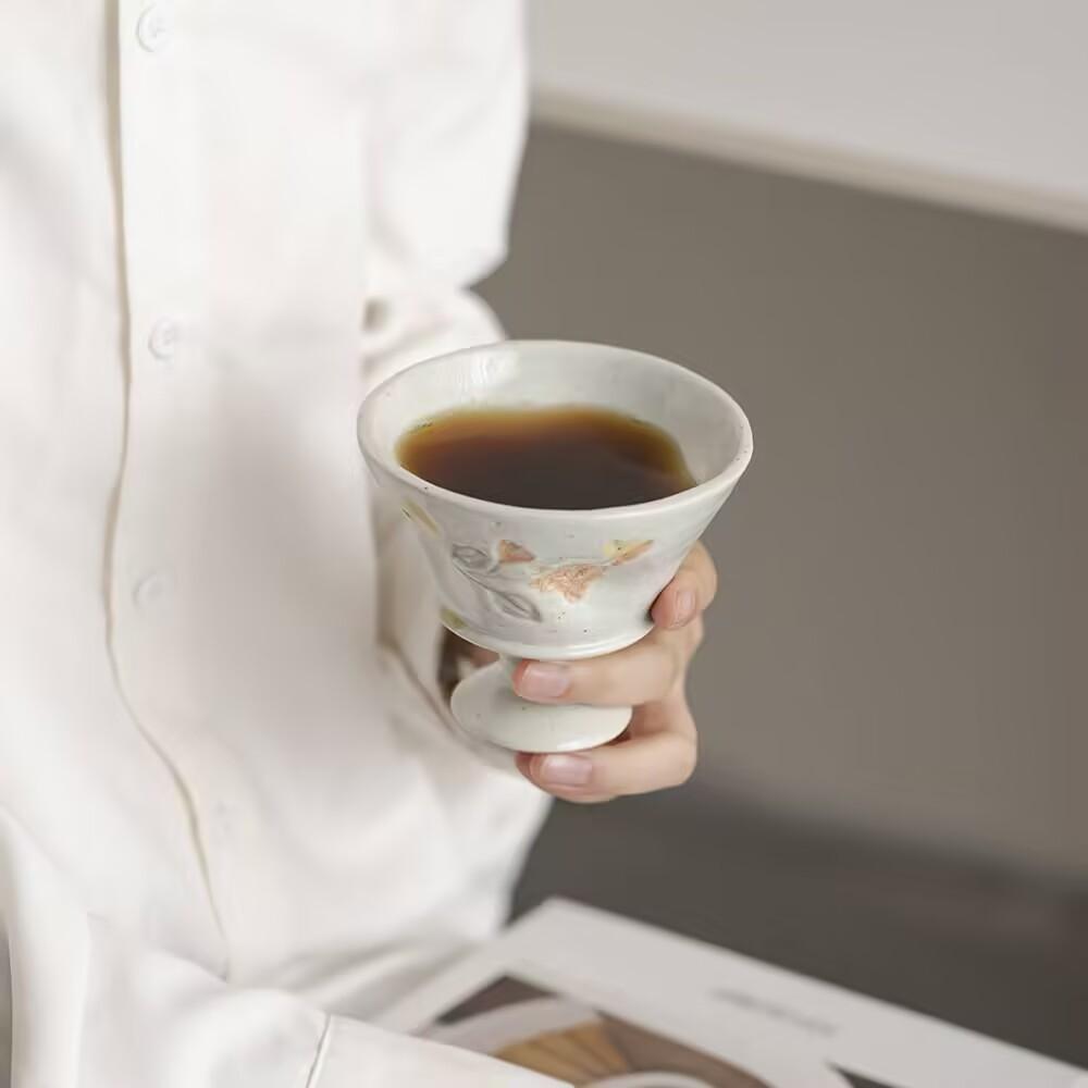 

Jingdezhen hand-painted coffee cup, female high-looks irregular high-stem cup, exquisite afternoon tea, Chinese style 200ml