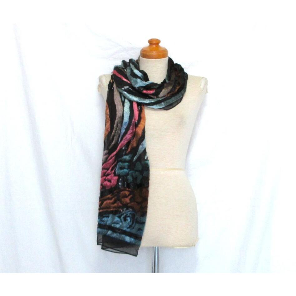 Used Beautiful condition, free shipping, WAKO, black, flocky print pattern, silk blend, large scarf (Made in France, black, silk, gorgeous, ceremony,