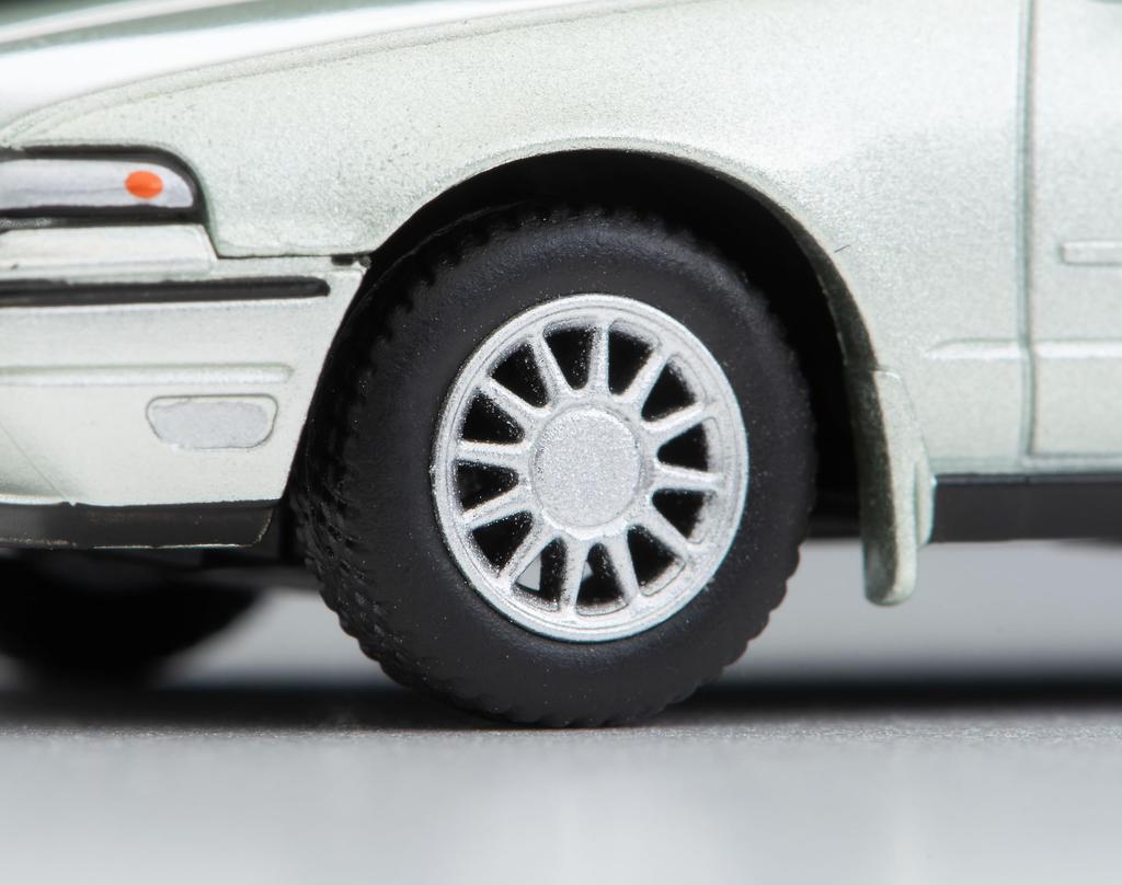 TOMYTEC Tomica Limited Vintage Neo Dangerous Deka Nissan Cefiro Sport Cruising LV-N Vol.11 (Assembled)