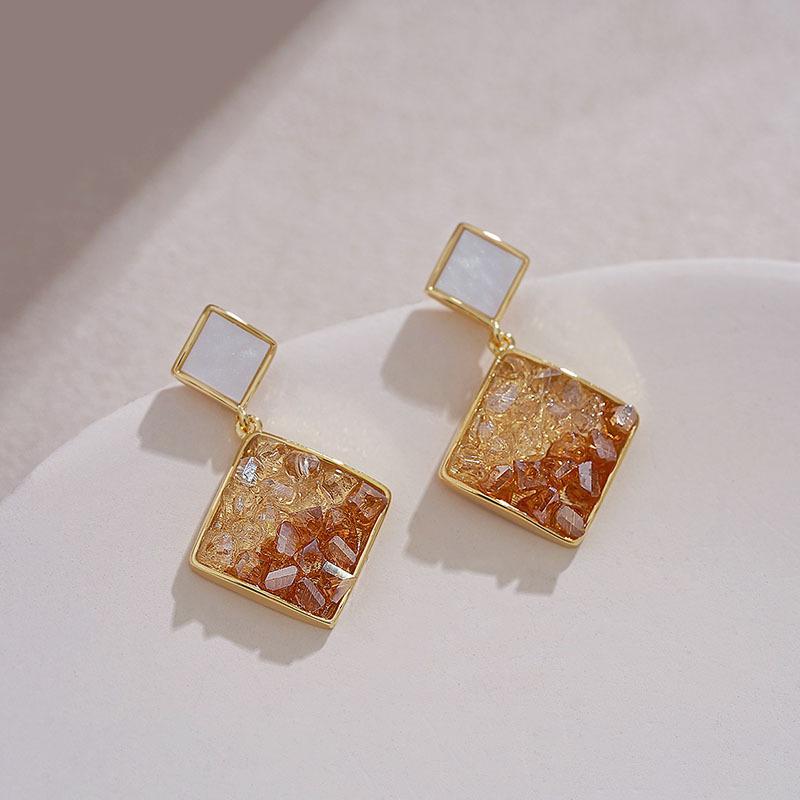 

Нові модні жіночі сережки з кристалами з геометричним нерегулярним градієнтом