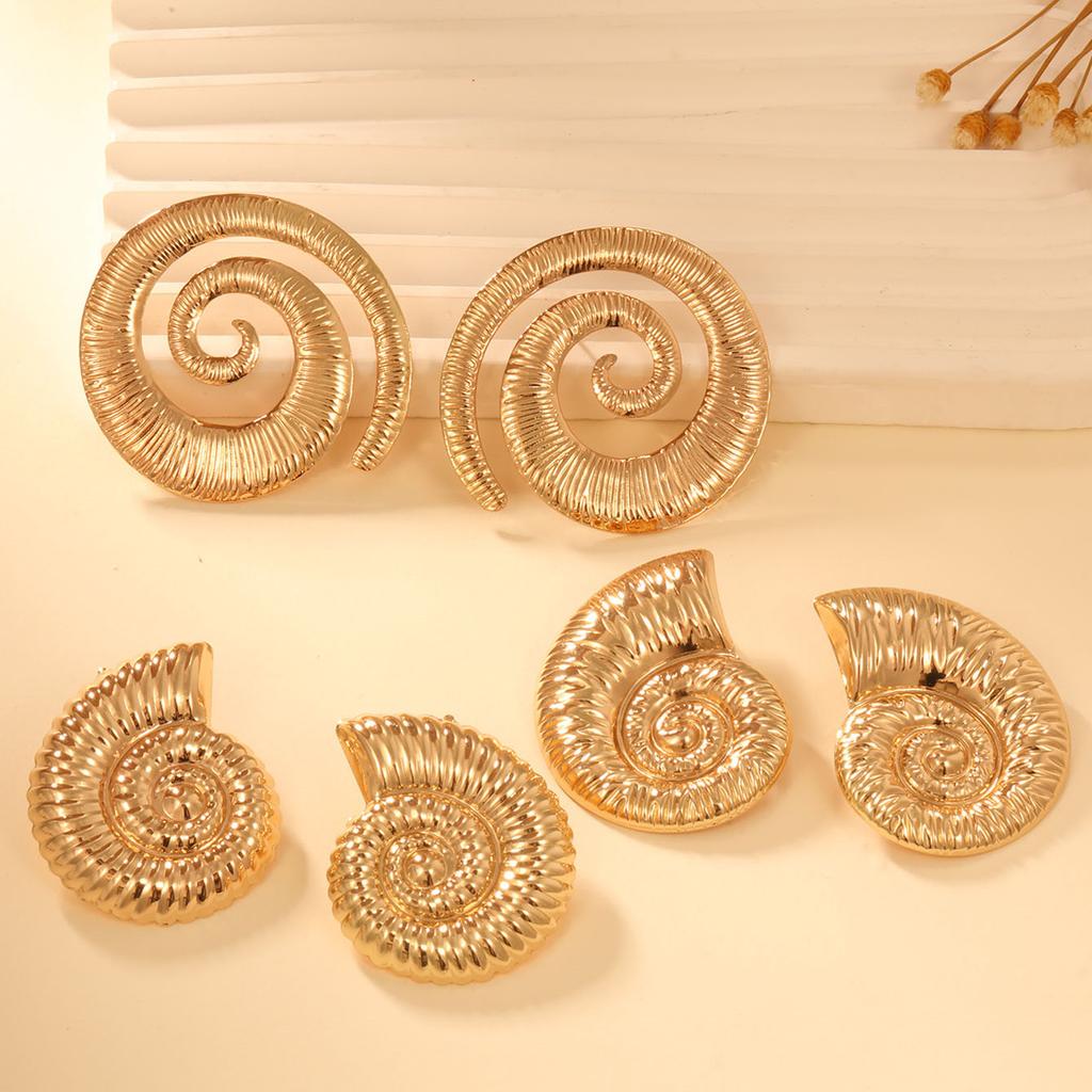 Europe and the United States Hot-selling Earrings, Personality Trend Exaggerated Spiral Conch Earrings, Creative Party Style Earrings Women