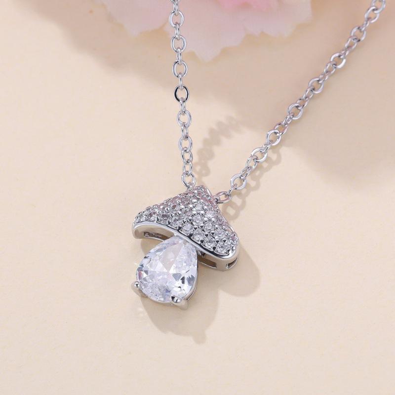 Eryun Winter Versatile Sweater Accessories White K White Diamond Water Drop Mushroom Necklace