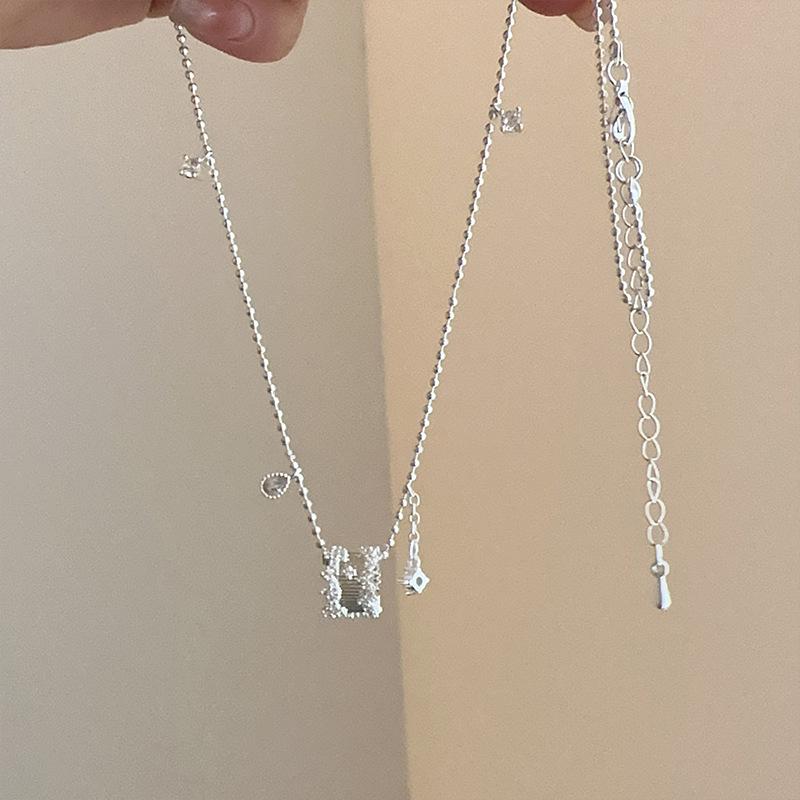 

Круглая подвеска из циркона, изысканный темперамент, универсальная цепочка на ключицу, модная, легкая роскошь, нишевые, высококлассные ювелирные изделия