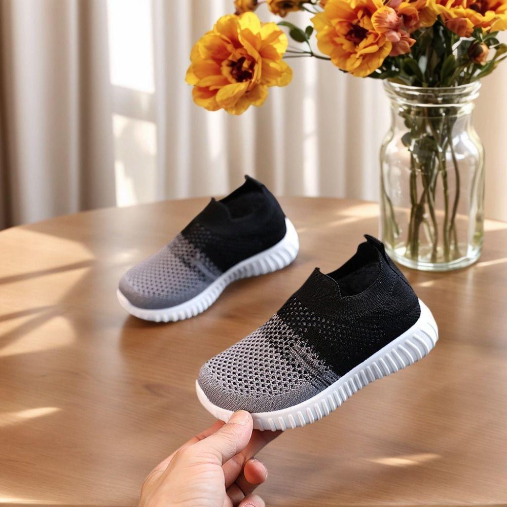 Mesh Upper Children Running Sneakers Soft Soled Patchwork Design Kids Shoes Slip-on Style Lightweight Anti-Slip Shoes