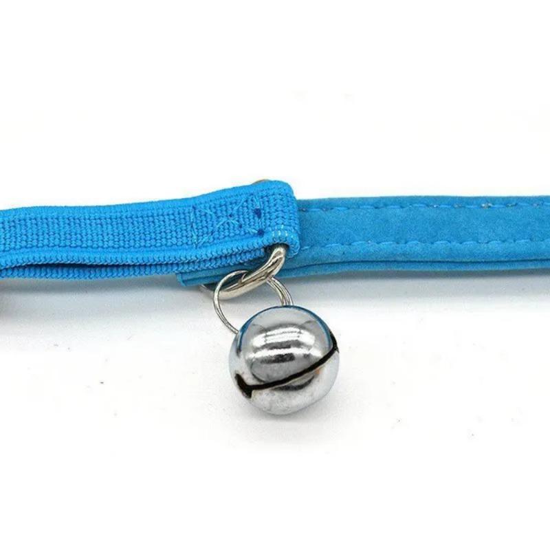 1Pc Cat Collar Adjustable Rhinestone Heart Bell Design Velvet Small Pet Collar