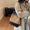 Retro Contrasting Shoulder Bag Women's Large-capacity Commuter Tote Bag New Versatile Chain Handbag