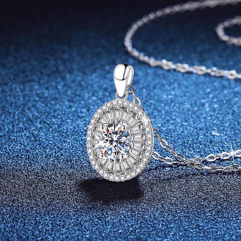 New S925 Silver Oval Inlaid Women's Pendant, Niche Fashion, Exquisite, High-quality Wedding Jewelry