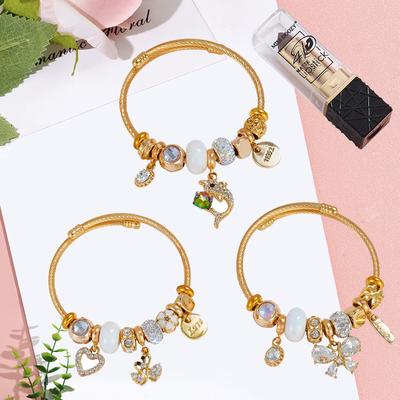 Minimalist Light Luxury Alloy Bangle With Diamond Heart Butterfly Swan Dolphin Charm Elegant Jewelry
