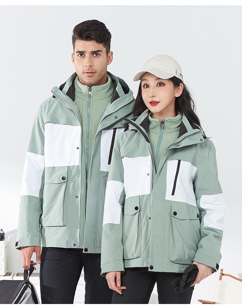 2025 Unisex Windproof & Waterproof 3-in-1 Outdoor Jacket with Detachable Liner