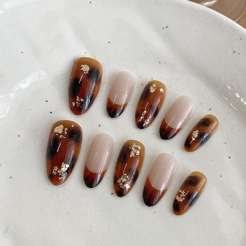 Handmade Almond Amber Gold Foil Caramel Gradient Nail Stickers for Autumn/Winter M Almond Amber Gold Foil