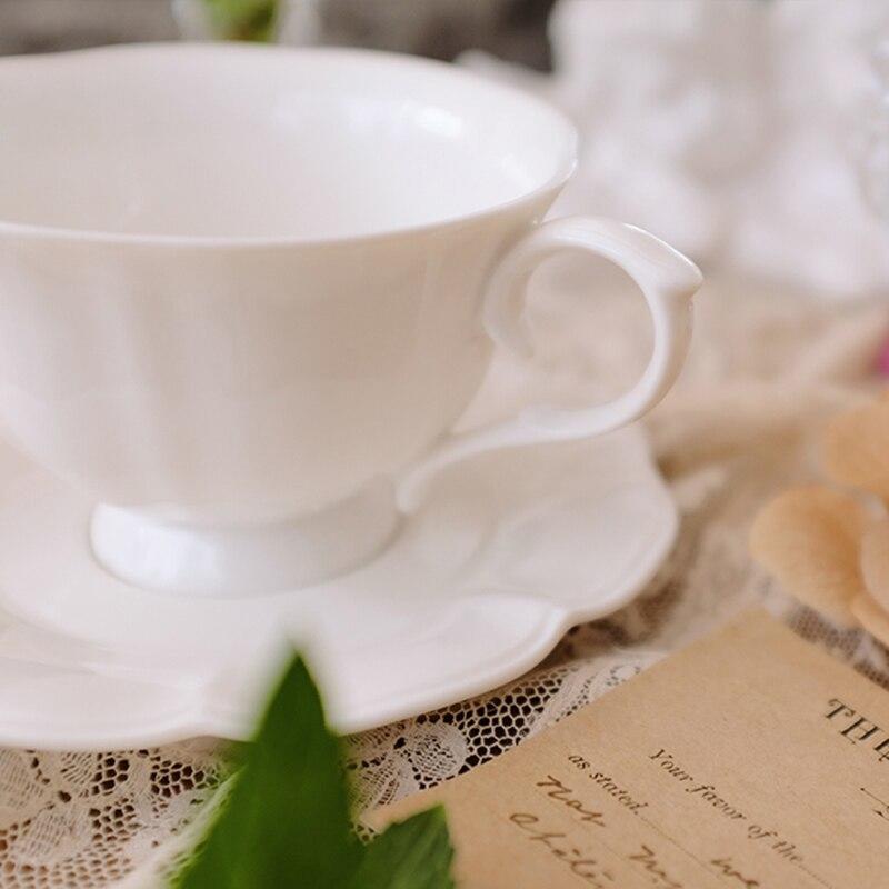 French Retro - Creative Relief Ceramic Coffee Cups Set White Afternoon Tea and Pot Set Ceramic Xicaras Houseware BD50