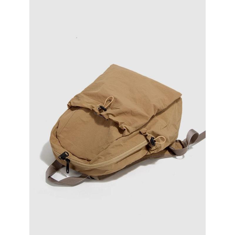 Simple casual and lightweight backpack for men and women 2025 new trend large-capacity travel waterproof backpack student schoolbag