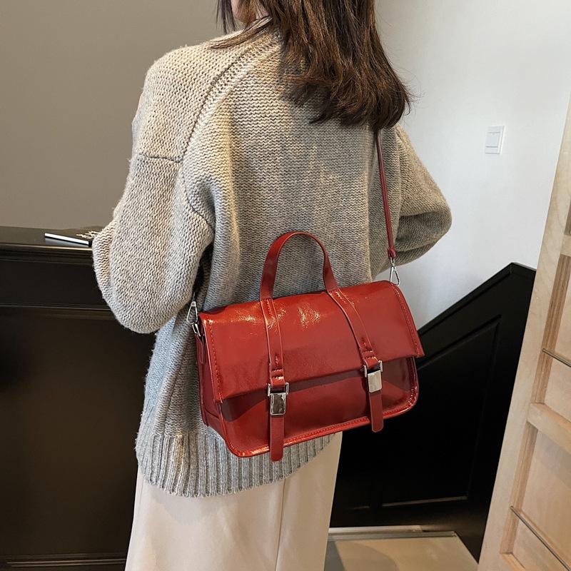 Retro přenosná malá taška pro ženy, zimní velkokapacitní dojíždějící dokumenty, malá čtvercová taška přes rameno