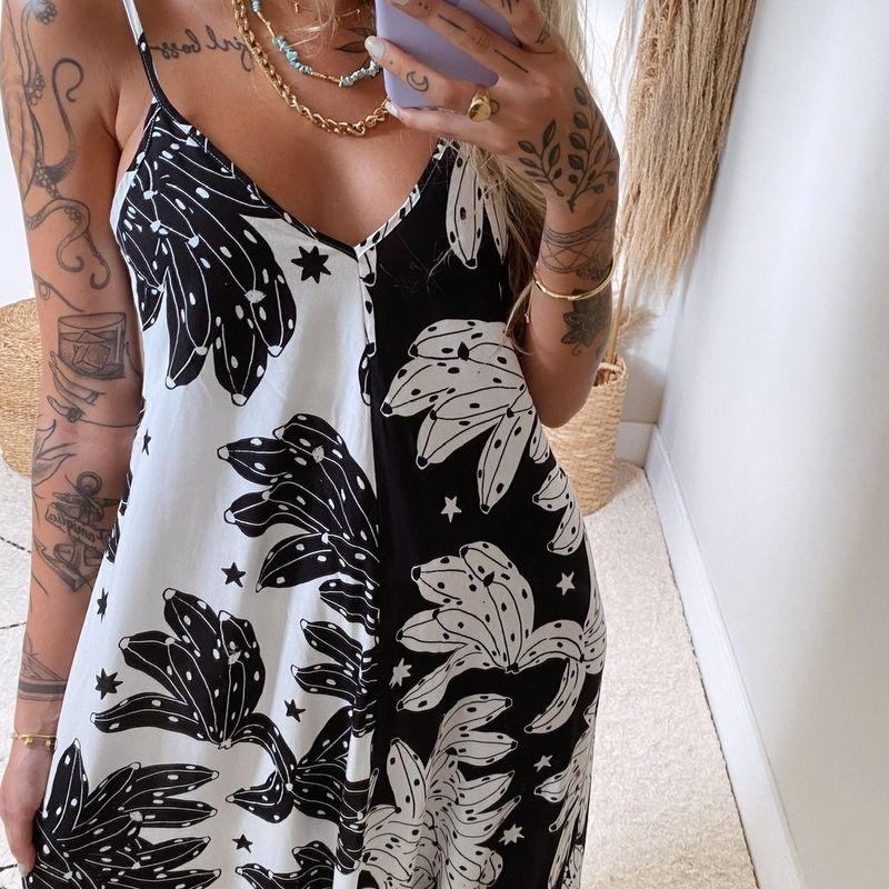 

Beach Beautiful All Match Fashion Print Sling Open Back Loose Sexy Loose Long Dress Black and white color matching XL