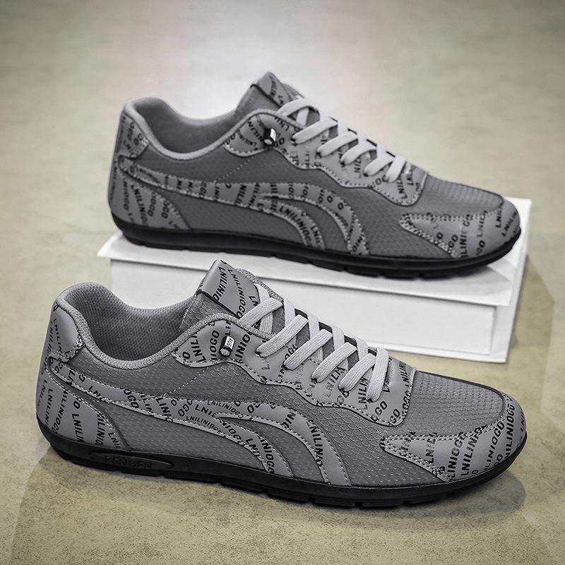 

Forrest Gump men s shoes 2024 spring new sports and leisure board shoes men s soft sole non-slip Internet celebrity explosion Doudou tide shoes 44 сірий колір