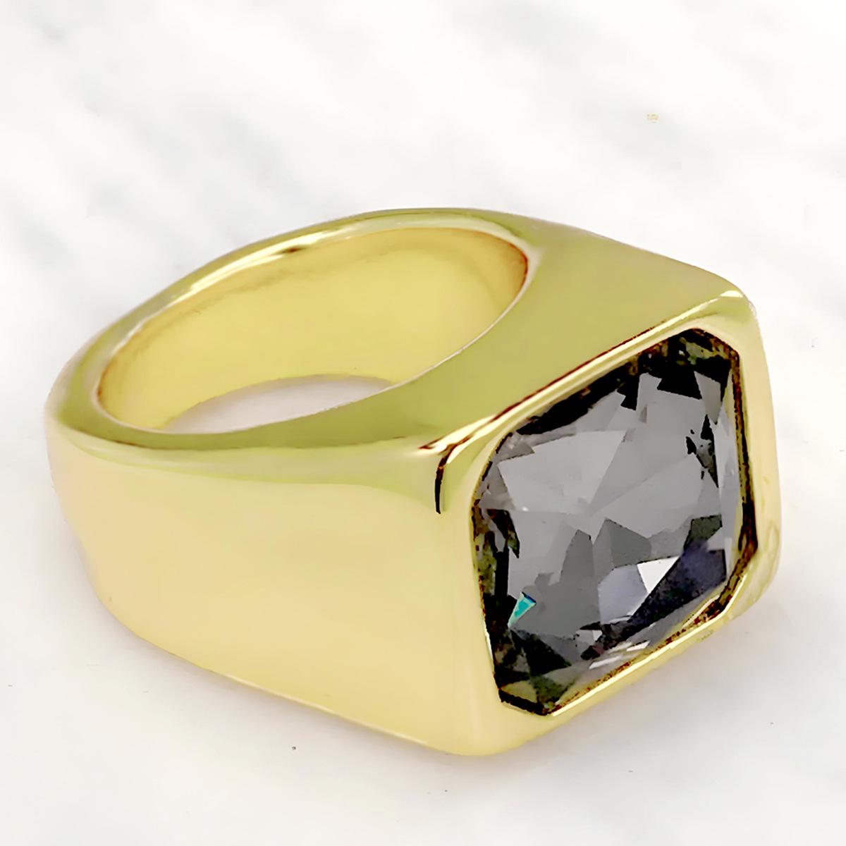 2025 UNOde50 Women s Retro Square Crystal Ring - Exquisite European & American Style Gift Size 6