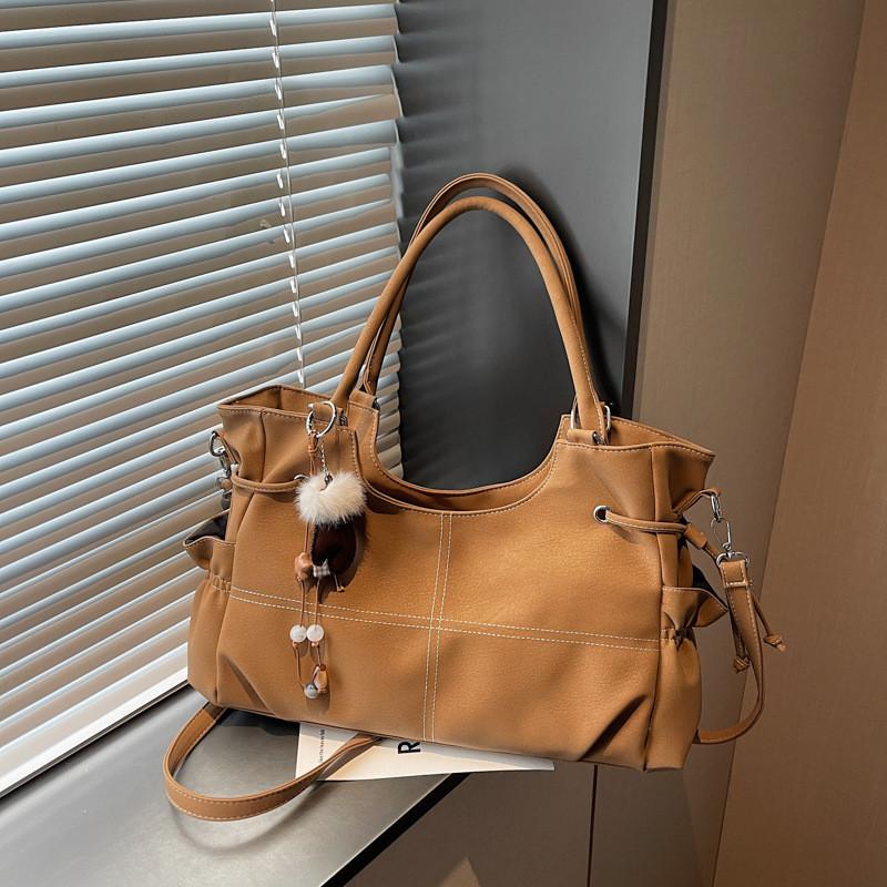 Urban Minimalist Pu Handbag For Daily Use With Zipper Closure And Inner Pouch