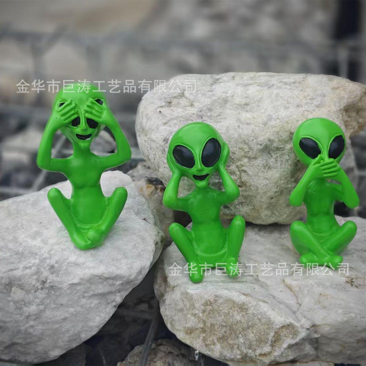 Creativity doesn t listen, doesn t look, doesn t say, three no s, alien resin crafts, ornaments, garden home, office decorations as picture