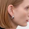 [Worn by Le Seraphim Kazuha and Park Hye-won] Bold Curved Earrings (E033_silver)
