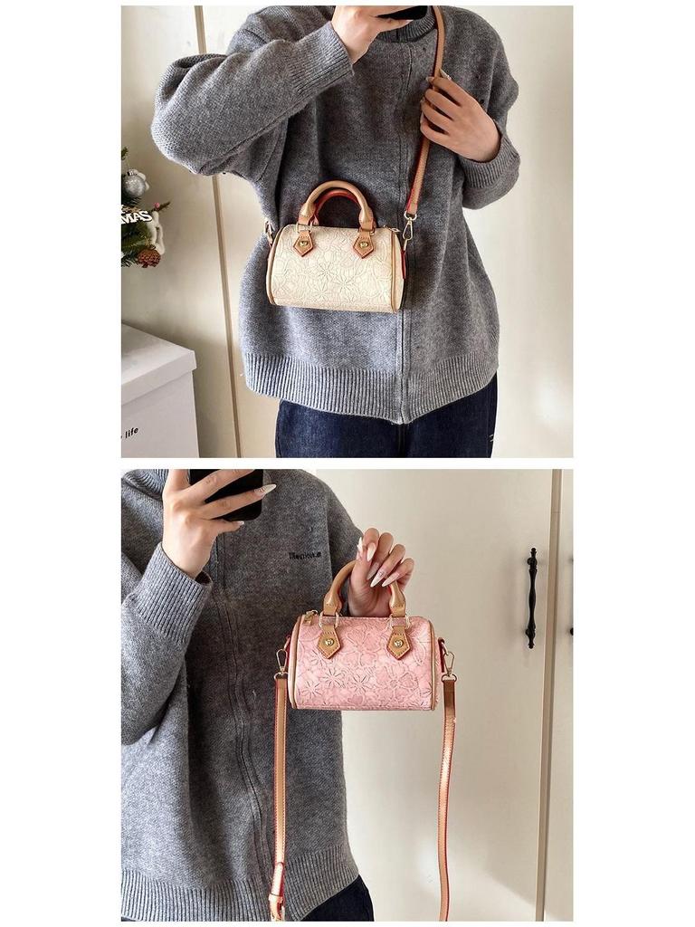 French-Style Boston Bag: New Fashion Pillow Handbag for Shoulder or Crossbody Carry