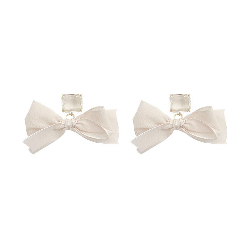 European and American retro white bow earrings women's light luxury temperament super flash zircon stud earrings exaggerated personality earrings