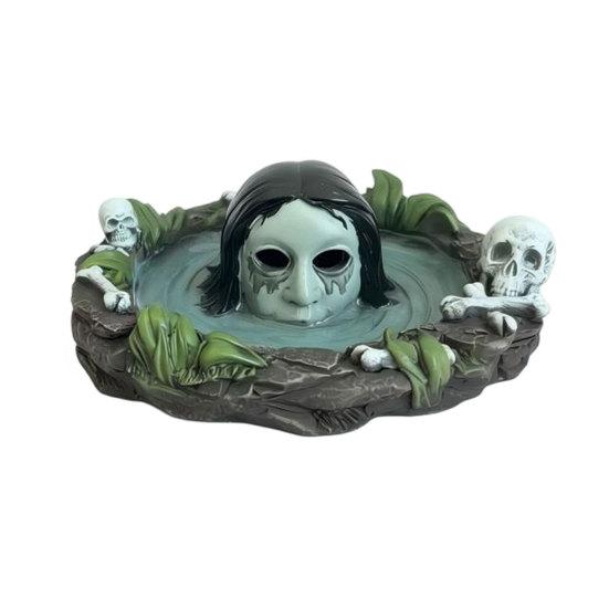 Yousheng Halloween Scary Ghost Ashtray, Spooky Resin Water Ghost Skull Ash Tray for Living Room, Home Office Desk Decor