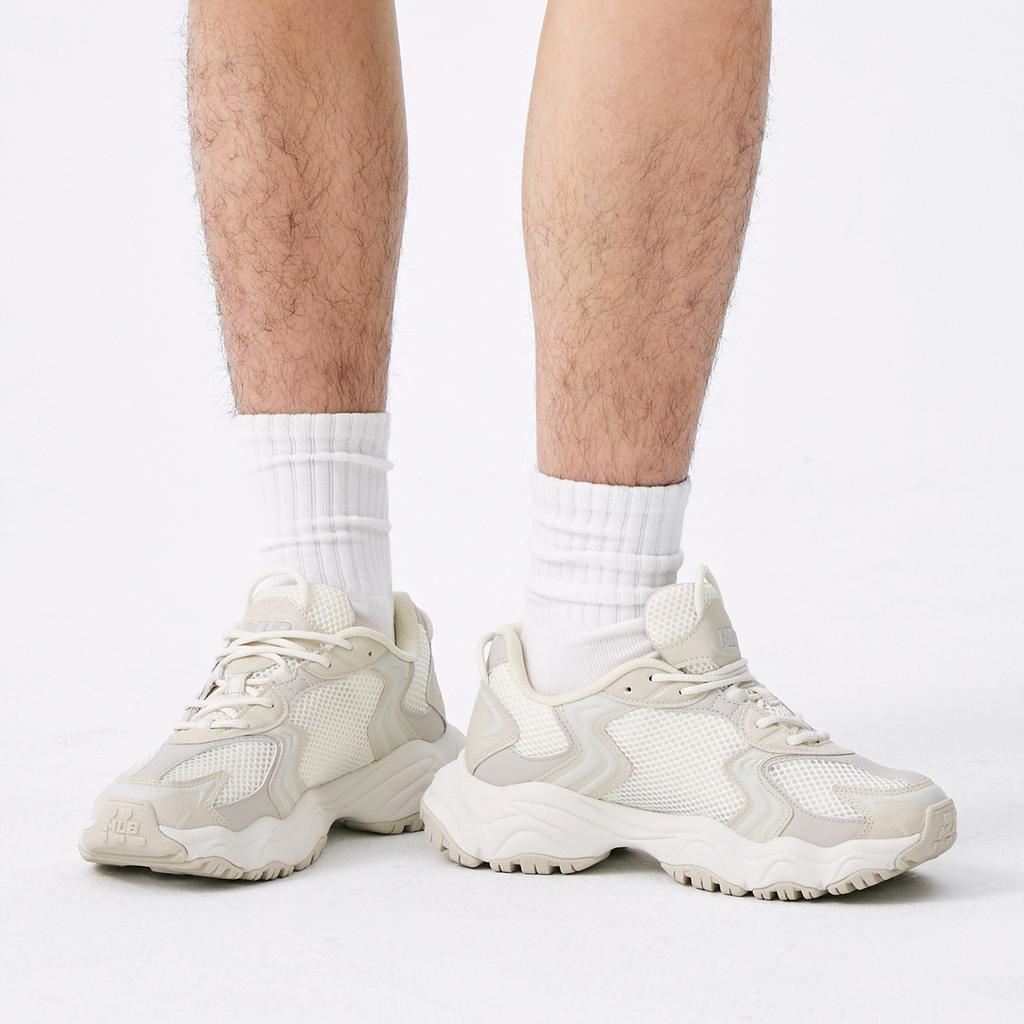 New MLB New York Yankees Anti Slip Wear Resistant Low Top Chunky Sneakers Unisex Ivory 3ASHW075N-50CRS