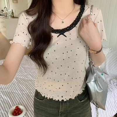 Polka-dot Short-sleeved T-shirt for Women In Spring and Summer, New Style Inner Design, Round Neck, Lace Edge, Slim Fit, Pure Desire Short Top