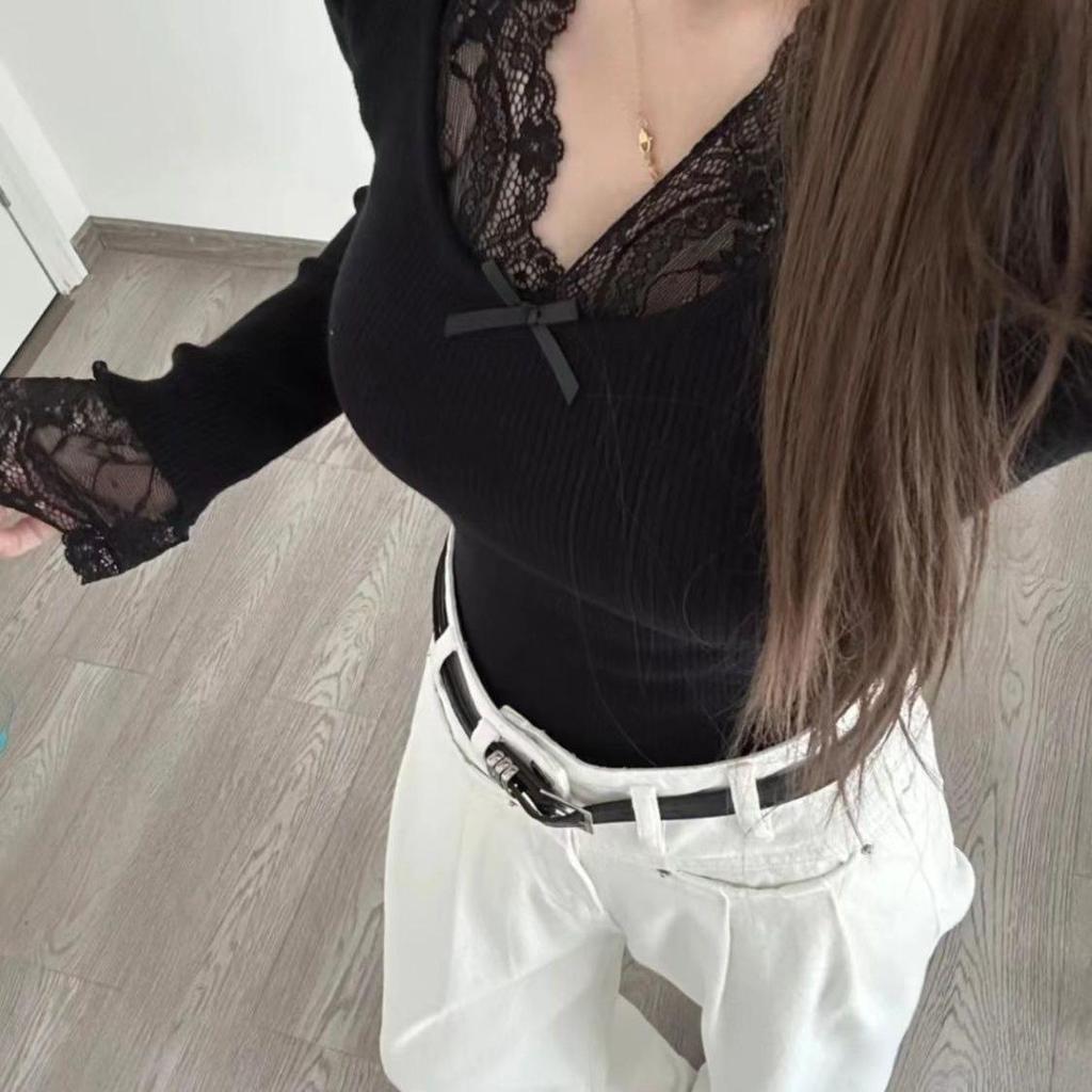 Slim Fit Lace Long Sleeve Brushed Base Top for Autumn and Winter