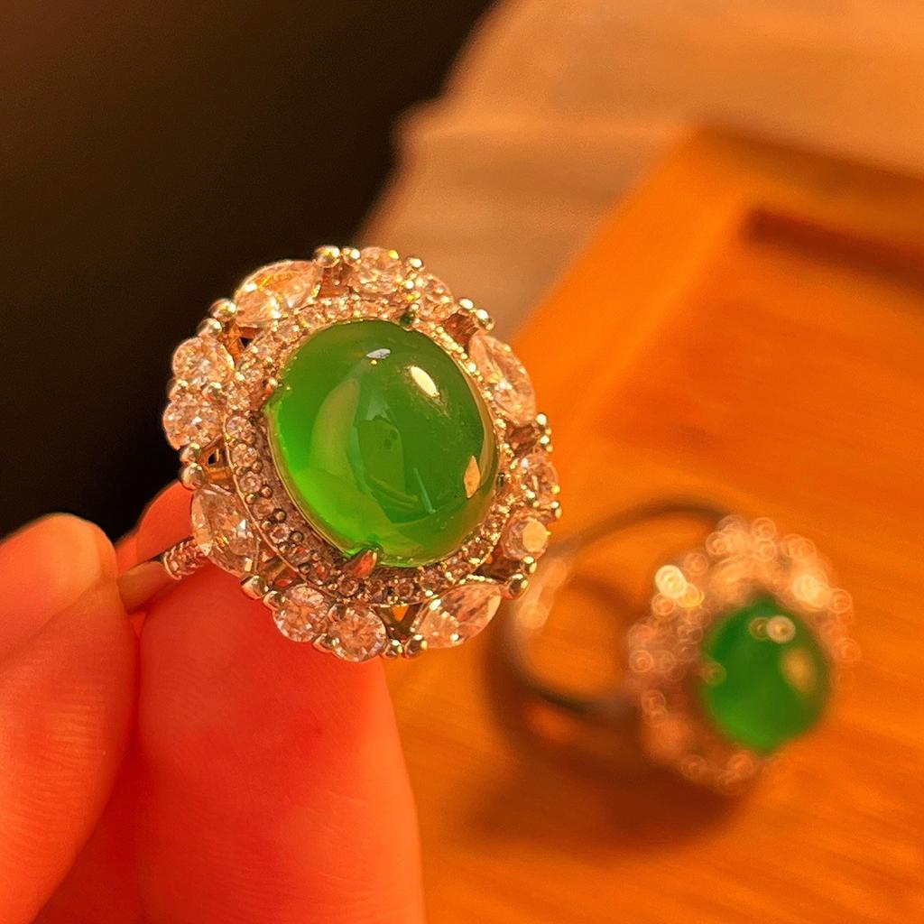 Jade Green Ice Light Natural Chalcedony Ring Agate Ring, Real Shot