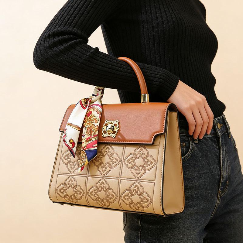 Women's Handbag with Chinese Style Embroidery Texture, Large Capacity, Fashionable Contrasting Color, Shoulder Bag, Wedding Companion Handbag