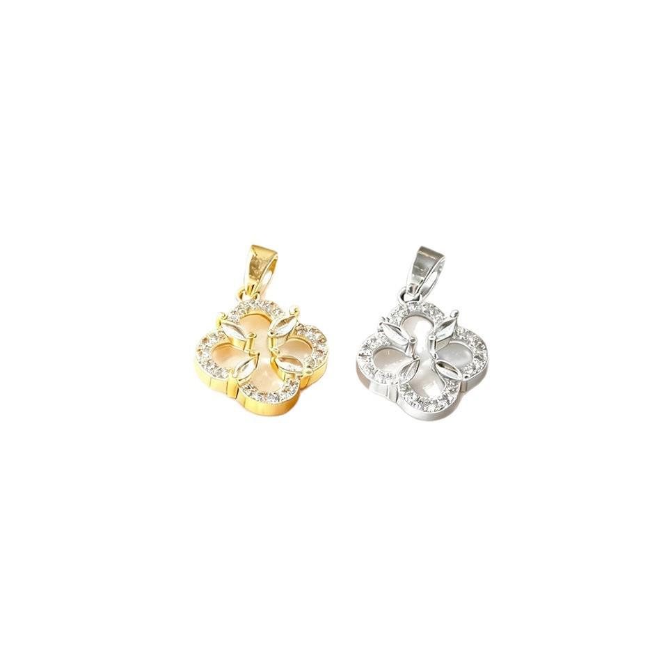 Elegant Four-Leaf Clover Rhinestone Pendant with Gold & Silver Two-Tone Design - Fashionable Women's Clavicle Jewelry