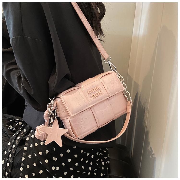 Sliver Square Bag 2026 Fashi Versatile Silver Shoulder Crossbody Bag Female Travel Shopping Bags Luxury Mobile Phe Bag