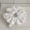 Hair Scrunchie _milk Flower (white)