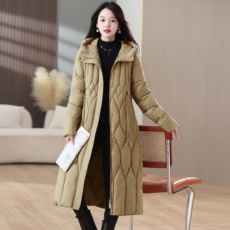 

Хлопковая одежда для женщин, зимний новый стиль 2025 года, пуховое хлопковое пальто, корейское свободное толстое универсальное хлопковое пальто, длинное зимнее пальто ниже колена 5XL шампанского
