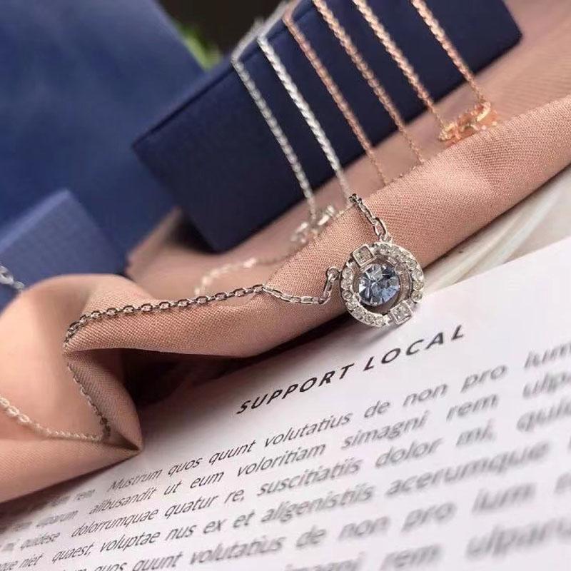 Classico Cuore Pulsante con Elementi di Cristallo Collana Intelligente per Donna Squisita Collana di Alta Qualità Gioiello Regalo