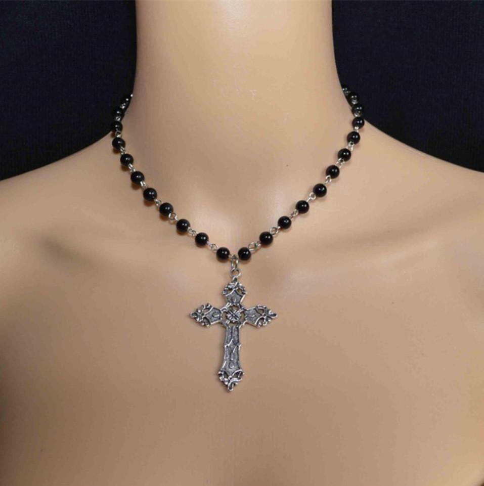 Punk Style Cross Pendant Necklace For Women With Electroplated Alloy Jewelry