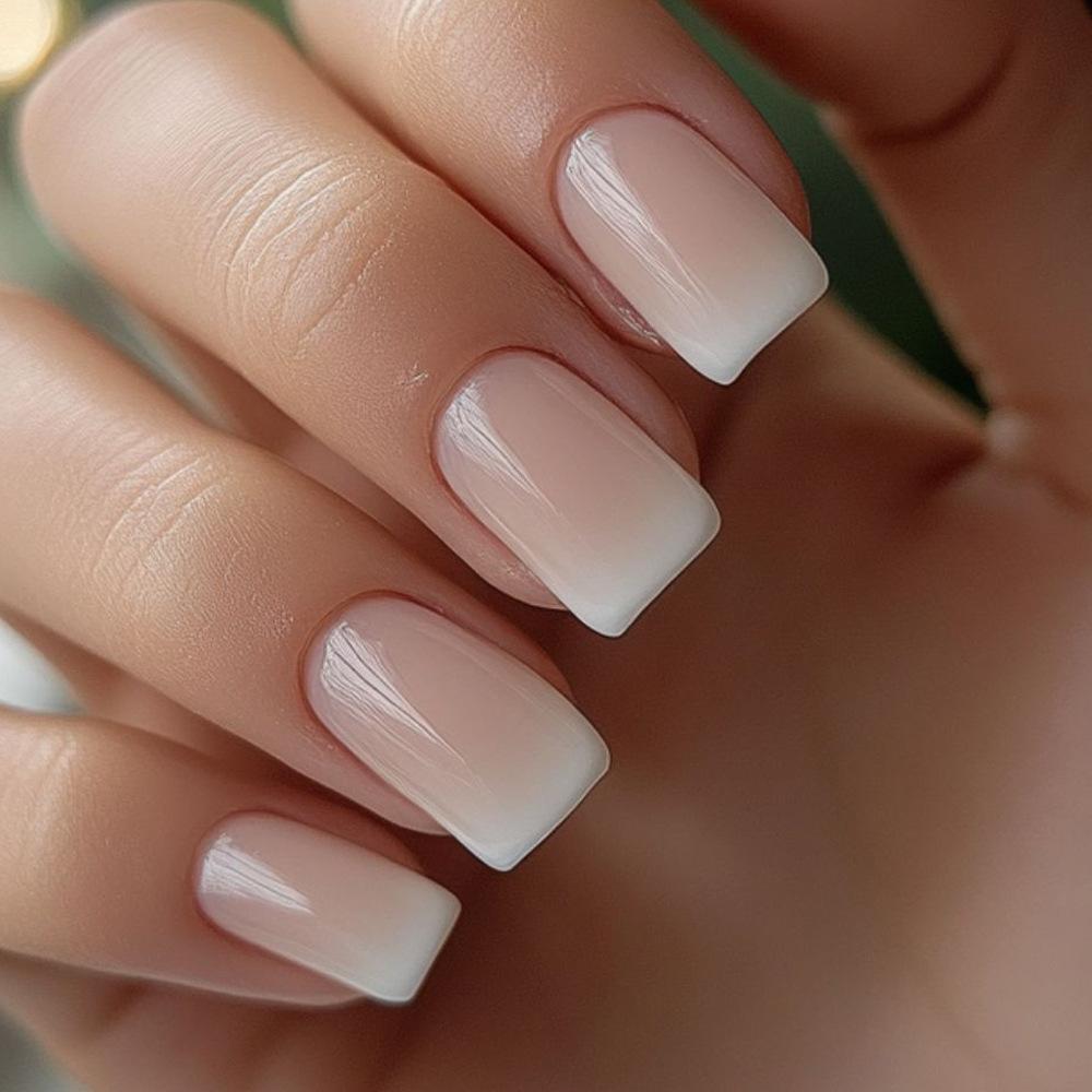 Set di 24 Unghie Balletto Corte Sfumate con Design Unghie Finte Semplici Bianche Unghie Finte a Bara Unghie Press-on Unghie Finte a Copertura Totale