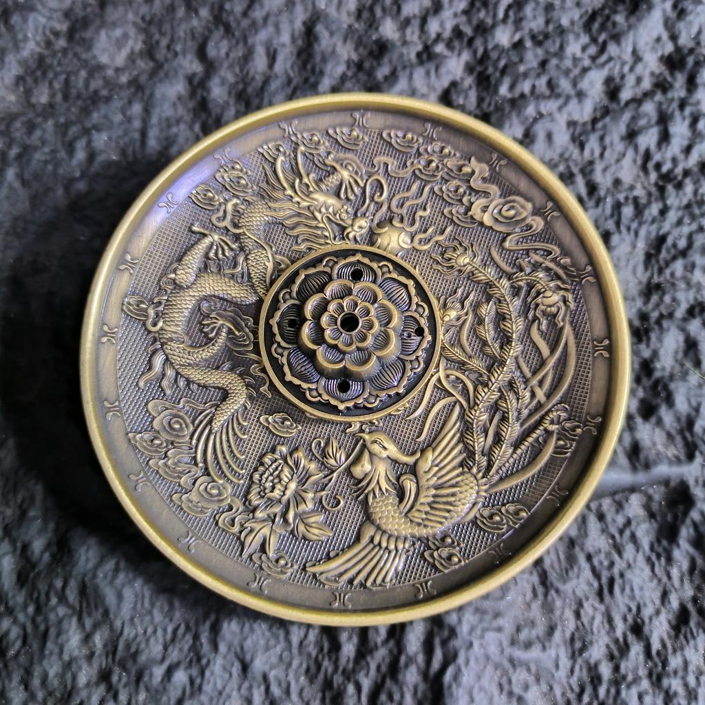 10cm Dragon and Phoenix Sandalwood Incense Burner Metal Incense Sticks Holders Can Use for Ashtray Plate Cup Base Home Decor