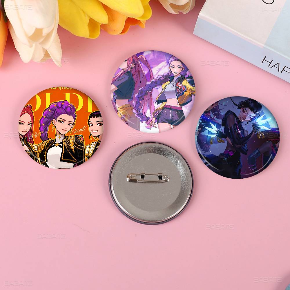 Kpop D-Demon H-Hunter New Brooches Soft Button Pin Funny Silly Gnarpy on A Skateboard Meme Badge Gamer Collection Gifts
