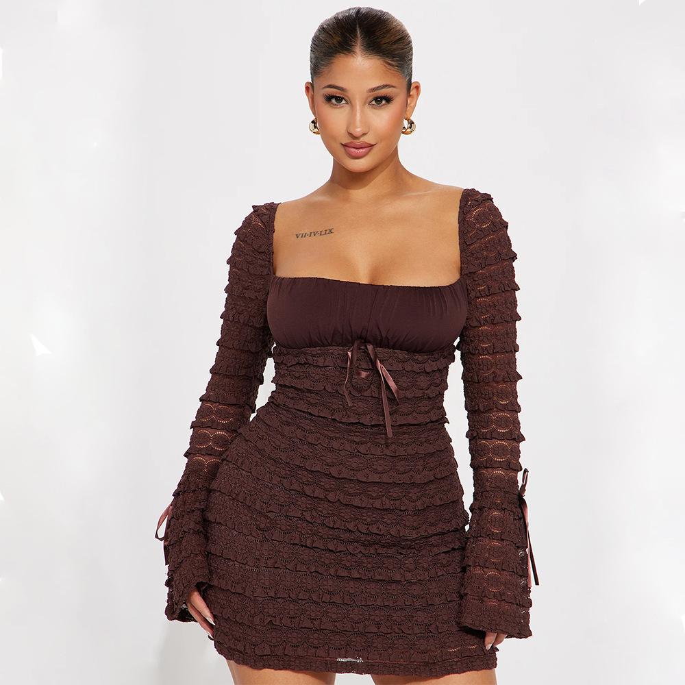

Europe, America, women s clothing is popular, sexy low-cut lace pleated and thin, flared sleeves, hip-wrapped dresses for women S темно-коричневого кольору