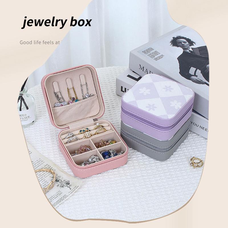 Portable Mini Jewelry Storage Box Travel Organizer Jewelry Case Leather Storage Earrings Necklace Ring Jewelry Organizer Display
